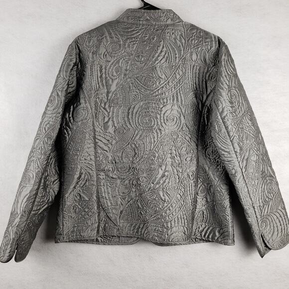 Chicos Women's 3 Embroidered Quilted Bomber Jacket Silver Metallic Bold Artsy - Picture 7 of 8